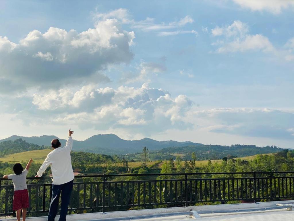 Misty Greens มาดิเครี ภายนอก รูปภาพ